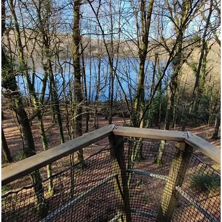 Les Hebergements Insolites De Quenecan Perret  Exterior photo